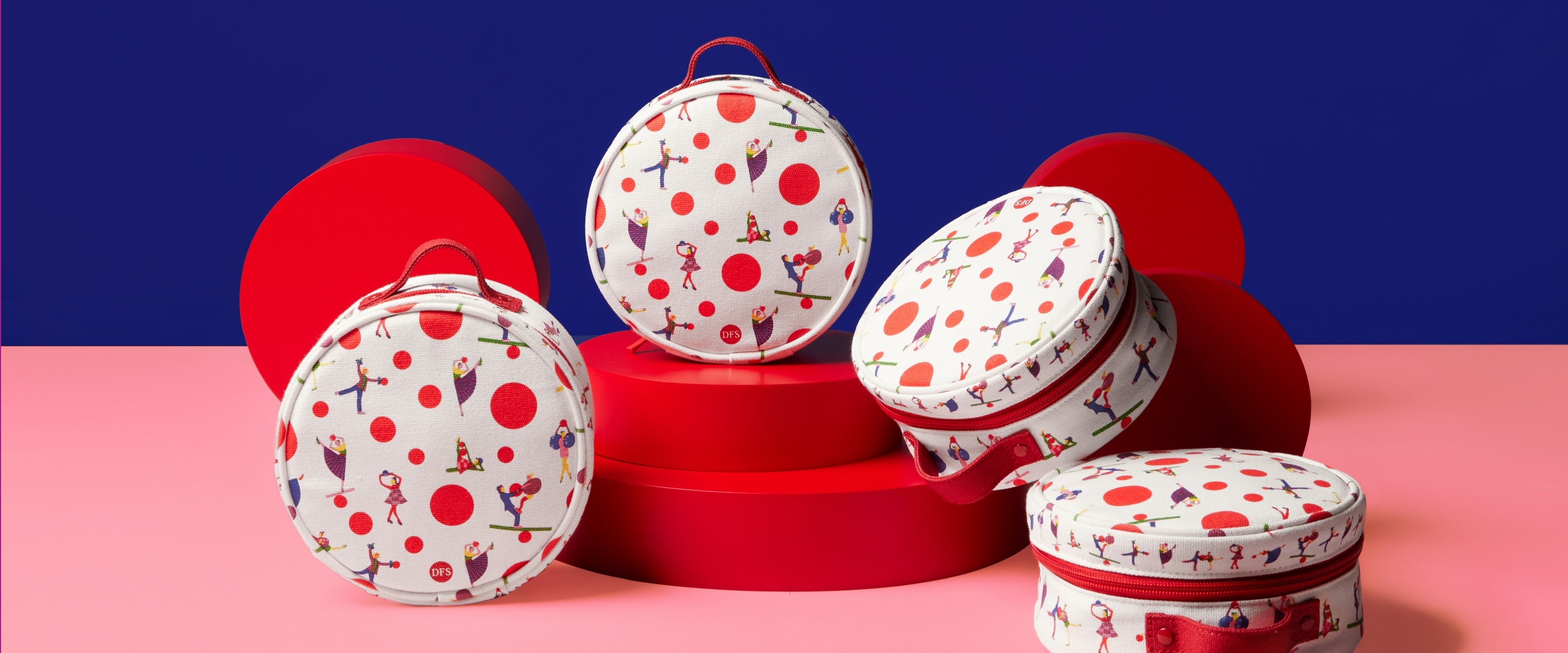 dfscom_oki_whats-happening_202211_holiday_the-merriest-time-of-the-year_banner_1_desktop_2x.jpg